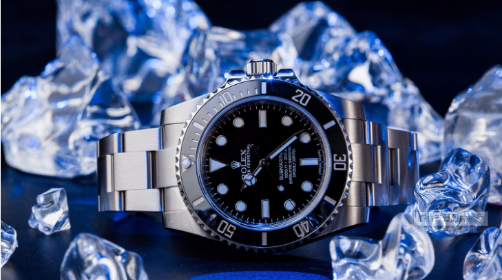 勞力士手表表鏡有水霧霧氣是怎么回事？