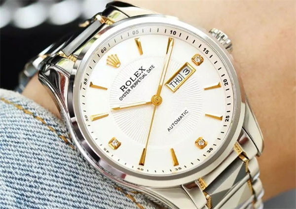 勞力士磕碰了原因解析(手表保養的常見誤區與正確做法)(圖) 勞力士磕碰了原因解析(手表保養的常見誤區與正確做法)(圖)