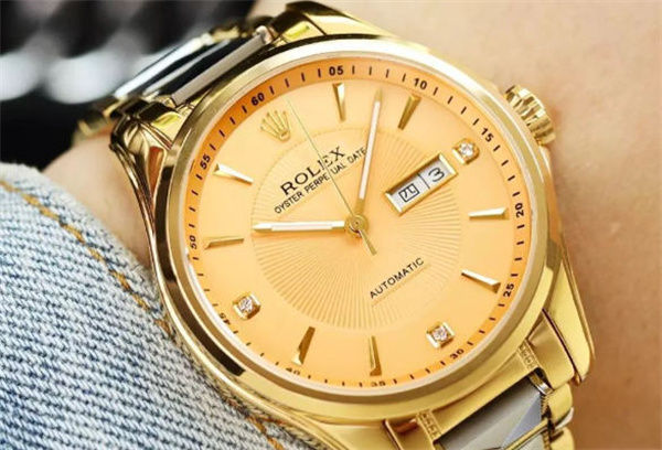 勞力士手表進(jìn)灰了處理辦法推薦(正確清潔與保養(yǎng)指南)(圖) 勞力士手表進(jìn)灰了處理辦法推薦(正確清潔與保養(yǎng)指南)(圖)