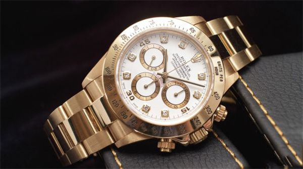 勞力士腕表機(jī)芯里面有劃痕解決辦法是什么(圖) 勞力士腕表機(jī)芯里面有劃痕解決辦法是什么(圖)